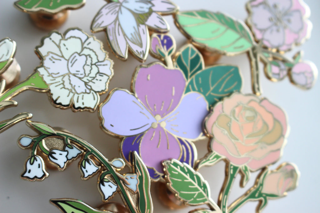 01. Carnation ✿ bud+blossom | Birth Flower Enamel Pin