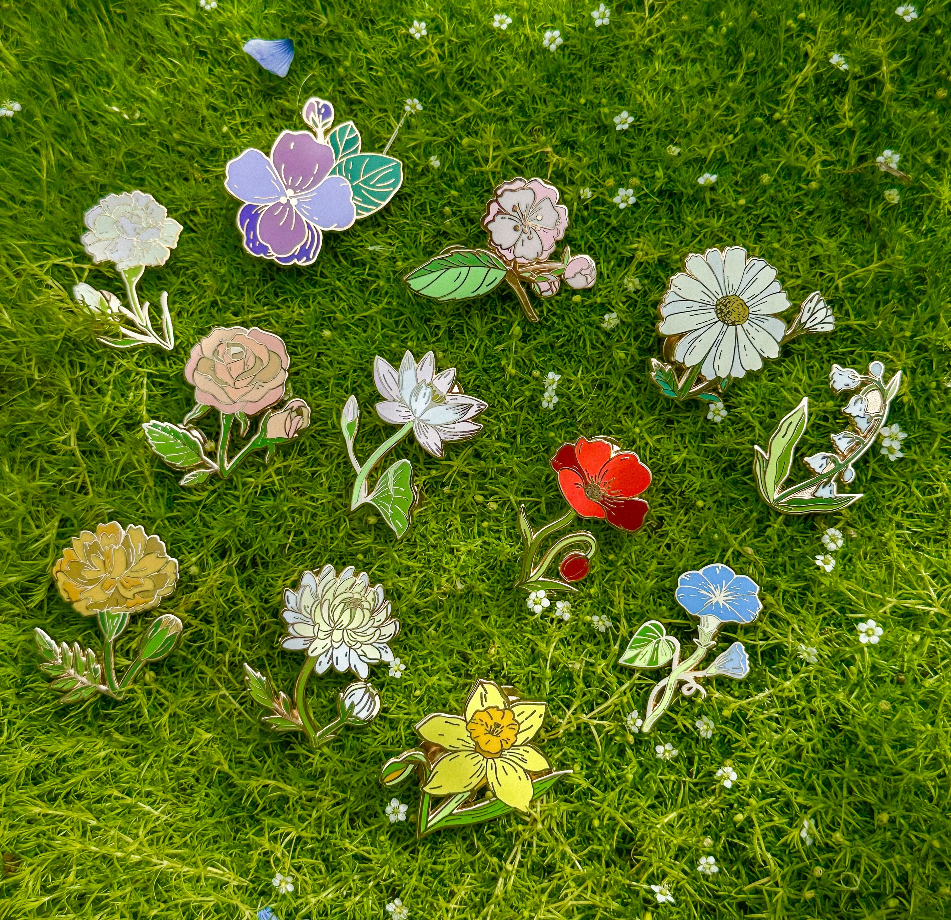 02. Violet ✿ bud+blossom | Birth Flower Enamel Pin