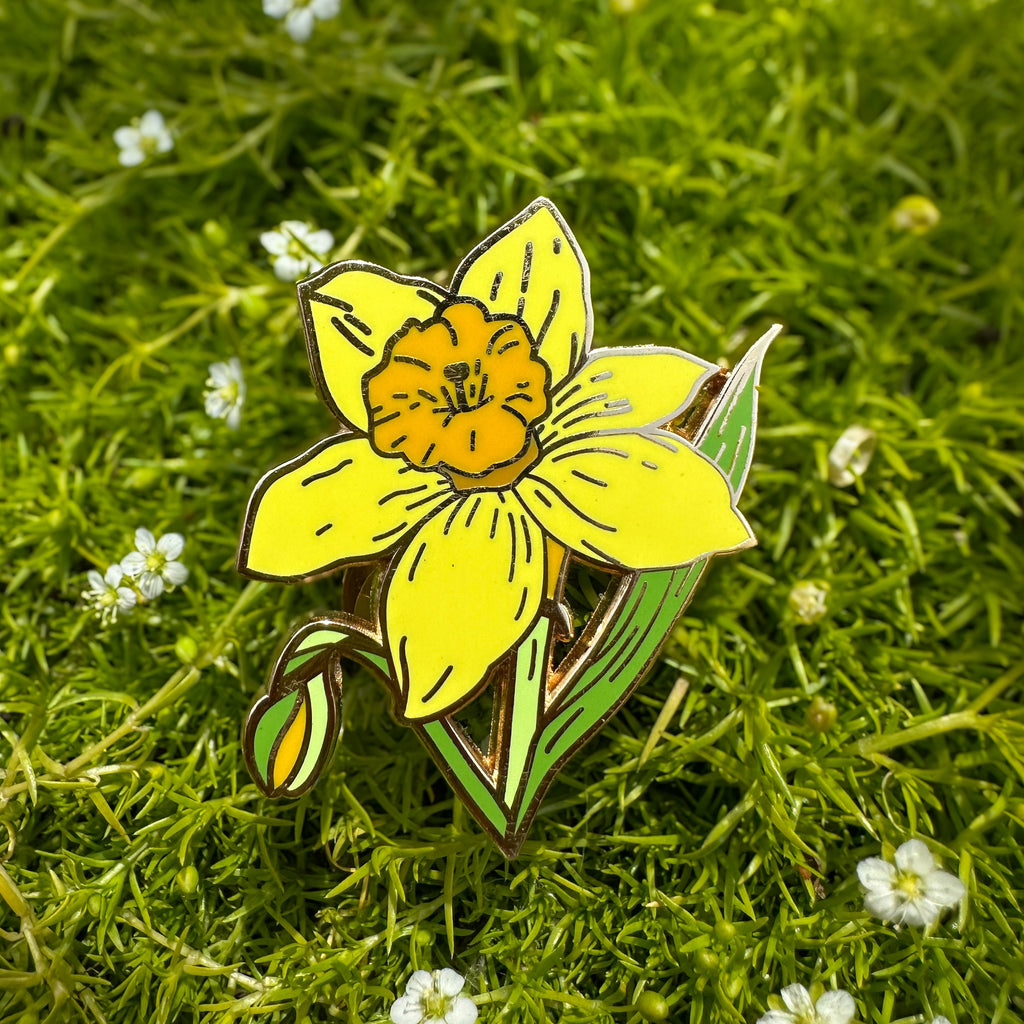 12. Narcissus ✿ bud+blossom | Birth Flower Enamel Pin